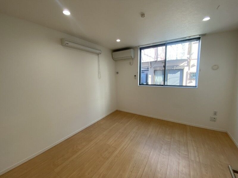 ルミエール・リッシュ松江(ルミエール・リッシュマツエ)の洋室