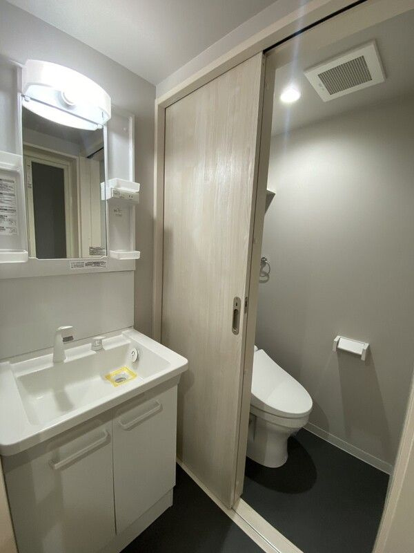 ルミエール・リッシュ松江(ルミエール・リッシュマツエ)の独立洗面台