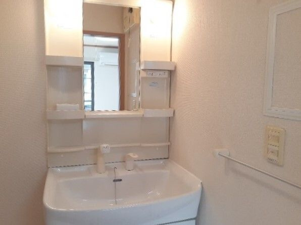 グラース　メゾンの洗面所|コンパクトで使いやすい洗面所