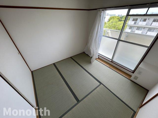 光明台32号棟の和室