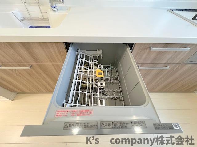 ●茅ヶ崎市松林1丁目　中古戸建のキッチン|食器洗い乾燥機付きで家事の時短に役立ちます☆