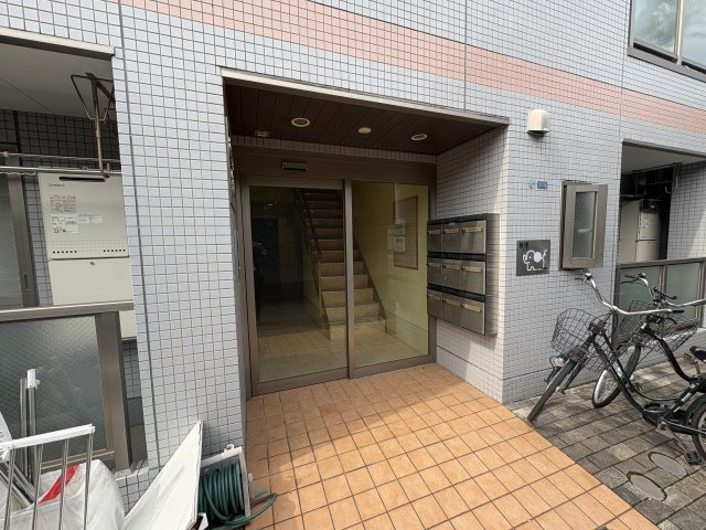 サンライズ押上のエントランス