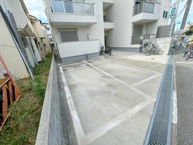 Flannelの駐車場