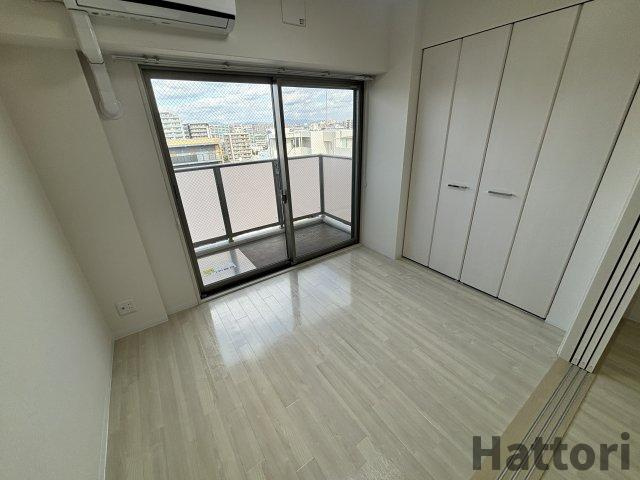 RIDGEガーデン江坂Ⅱの居間・リビング