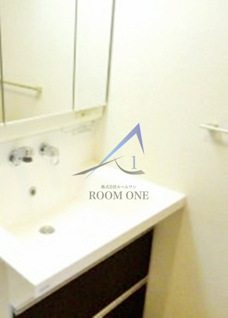 ジェルメ南葛西Ⅲの洗面所|洗面台です。