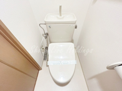 【トイレ】 | サンヴェール戸塚 | 温水洗浄便座付き♪