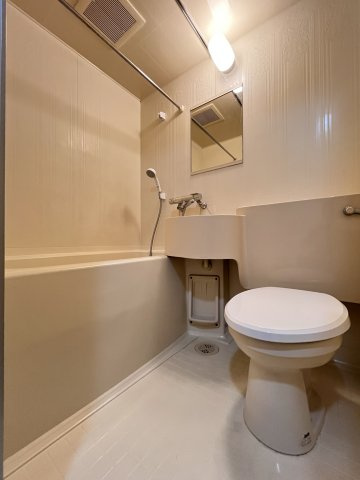 ジョイス長居の浴室