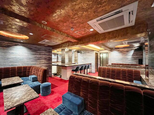 中洲らくてんちビルのロビー