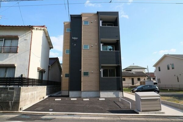 REGALEST桜山の外観