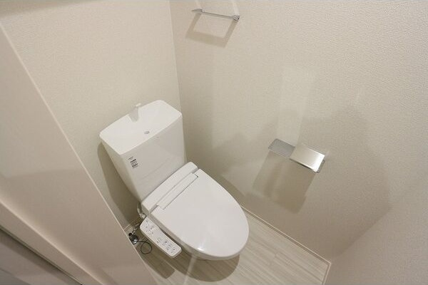 REGALEST桜山のトイレ