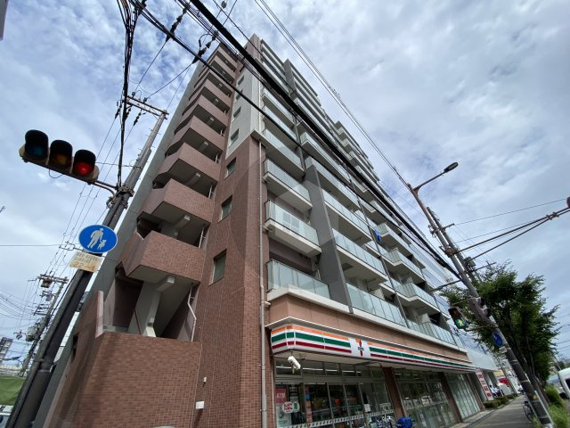 エムプラザ布施駅前3番館の外観