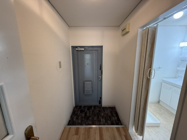 豊中ガーデンズの玄関