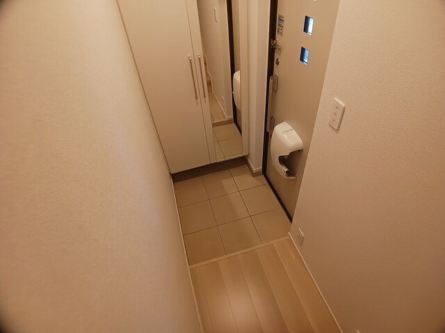 スペチアーレ　チンクエの玄関