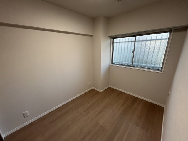 【洋室】鹿沼公園ハイリビング 