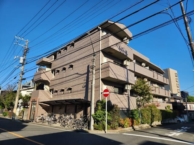 エルマーノヨコハマ