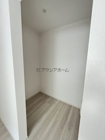 所沢市三ケ島5丁目・全1棟　新築一戸建　の収納|洋室6.7帖WIC