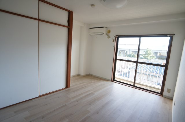 【居間・リビング】 | デイブレイクタウン | 南向き最上階