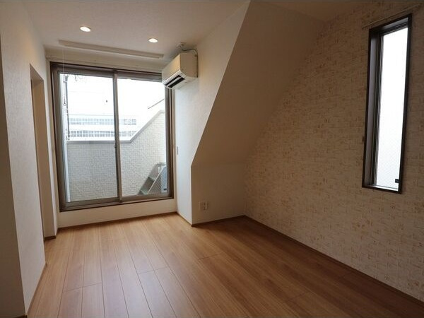 Grandtic Residence堀田の居間・リビング