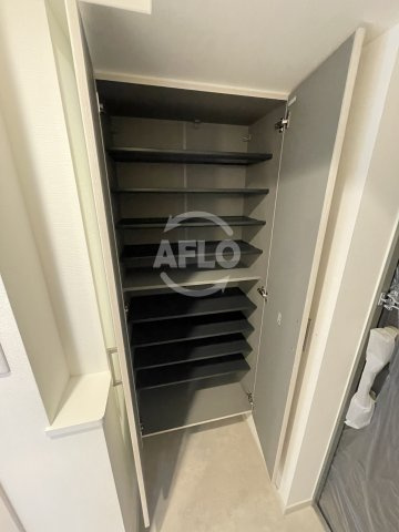 スプランディッド中之島DUEの収納|スプランディッド中之島DUE　シューズボックス