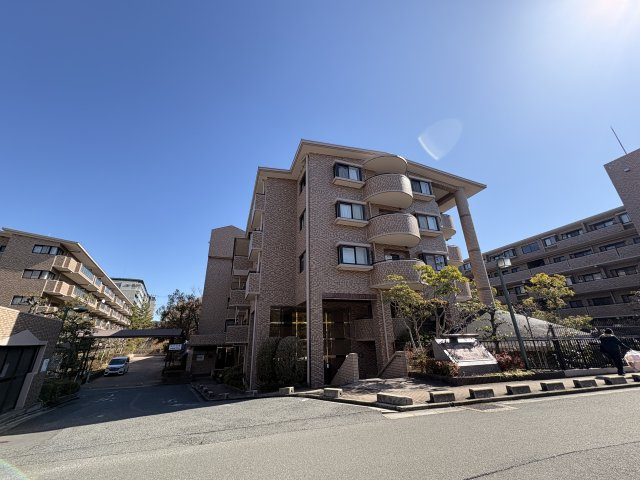 ヴェルナール学園前D棟