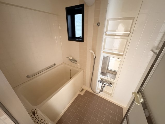 ヴェルナール学園前D棟の居間・リビング