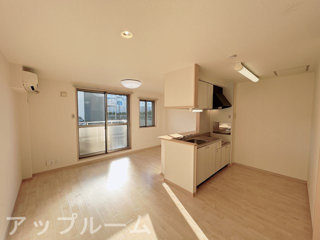 アメージングBの居間・リビング