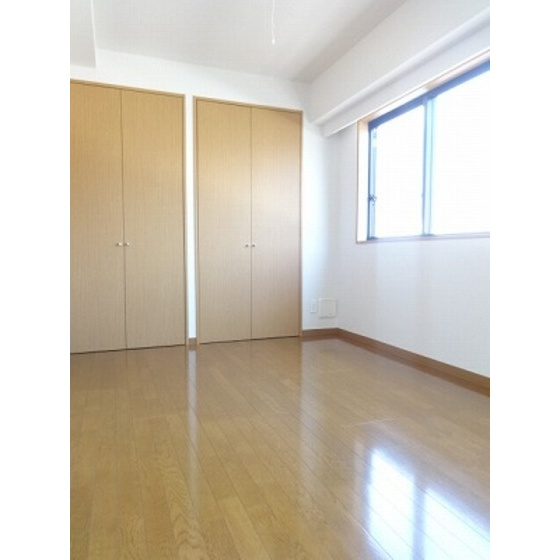 小宮ビルの居間・リビング