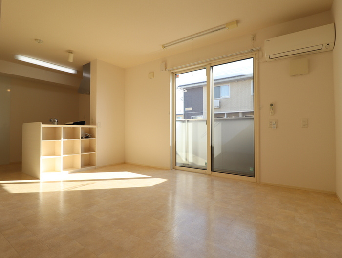 メゾン・ド・ルシオの居間・リビング|リビングです