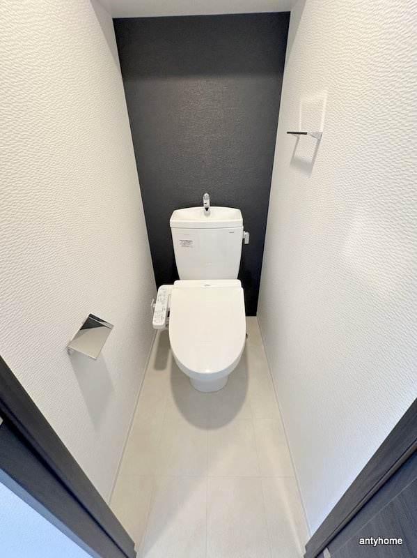 ファーストフィオーレ大阪城イースト　仲介手数料無料のトイレ