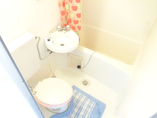 パウゼ河内長野駅前の浴室|同物件別部屋イメージ写真