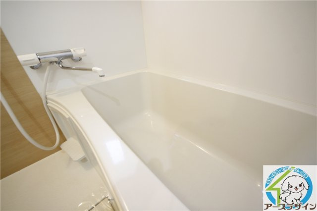 リープラス藤江の浴室