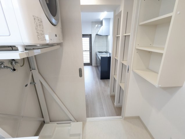 南城市大里字大城のアパートの洗面所