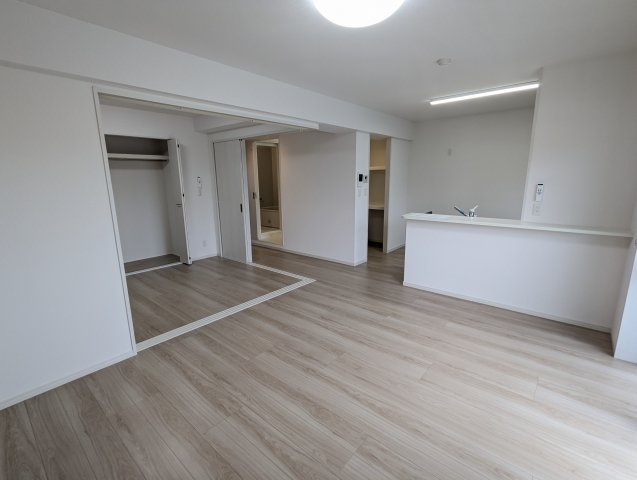 南城市大里字大城のアパートの居間・リビング