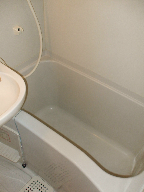 マイキャッスル新高円寺の浴室