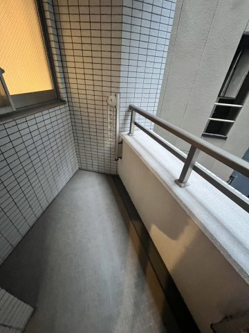 【バルコニー】