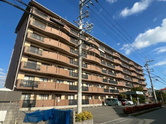 クレモナ山手の外観