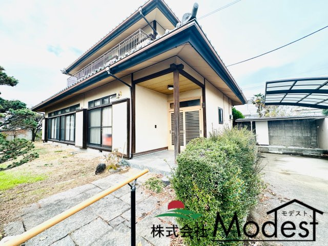 伊勢崎市今泉町の外観|年中無休で平日の仕事終わり夜２０時まで受付可能です。
事前のご予約がオススメです。お気軽にお問い合わせください。