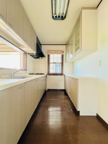 伊勢崎市美茂呂町のキッチン|キッチンは収納もたっぷり出来るので作業もしやすいです♪