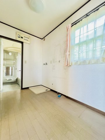 伊勢崎市美茂呂町の洗面所|朝の準備も気持ちよくできる洗面脱衣所♪