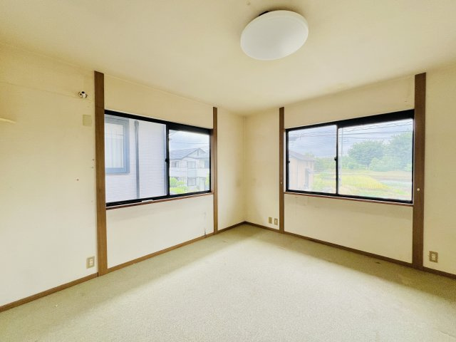 佐波郡玉村町斎田の洋室|お子様の一人部屋デビューにも最適♪