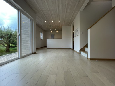 【居間・リビング】 | 【新築分譲住宅】山形市砂塚　全3棟