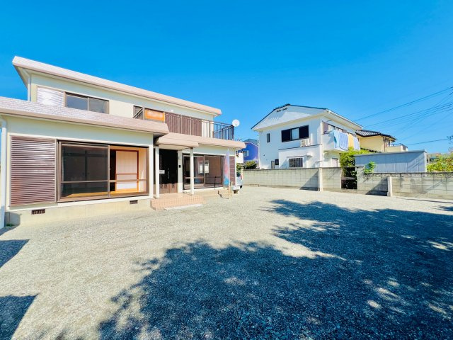 前橋市亀里町の庭|お庭スペース広々70坪以上♪