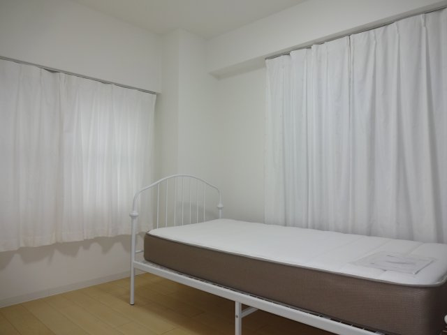 ライオンズマンション近代美術館前の洋室