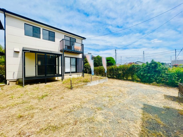 前橋市富士見町原之郷の庭|駐車スペース広々3台！