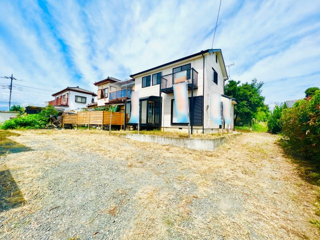 前橋市富士見町原之郷の前面道路含む現地写真|駐車スペース広々♪