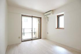 グランドールの居間・リビング