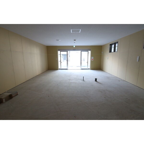 villa　al　mare明石駅前店舗の内装