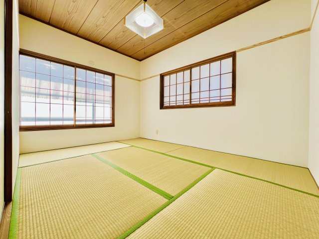 前橋市龍蔵寺町の和室|２階6帖の和室は広々使えて風の通りも良いお部屋・・・！