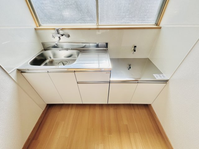 前橋市龍蔵寺町のキッチン|医療でも使われるステンレス。衛生的で匂いがつきにくいキッチン！