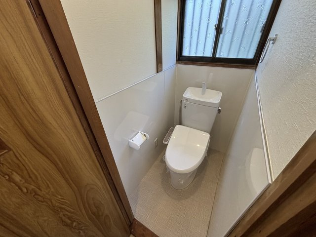 福田5丁目貸家のトイレ
